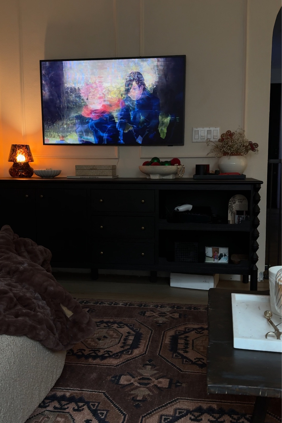 My updated Living room decor 🥰 #homedecor #cozylivingroom #livingroom #luluandgeorgia 