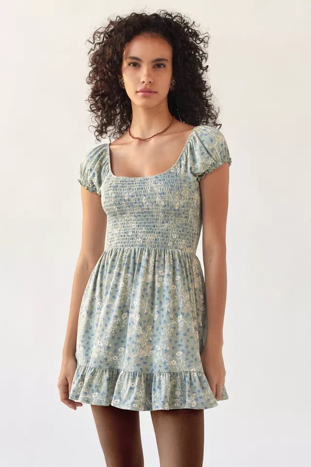 UO Tessie Floral Smocked Mini Dress | Urban Outfitters (US and RoW)