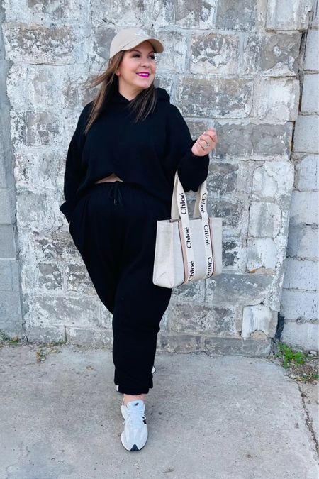 Love this plus size athleisure outfit idea! These cozy black sweatshirt and plus size joggers set is the perfect thing for plus size winter outfits and plus size fall outfits!
11/25

#LTKplussize #LTKfindsunder50 #LTKfitness