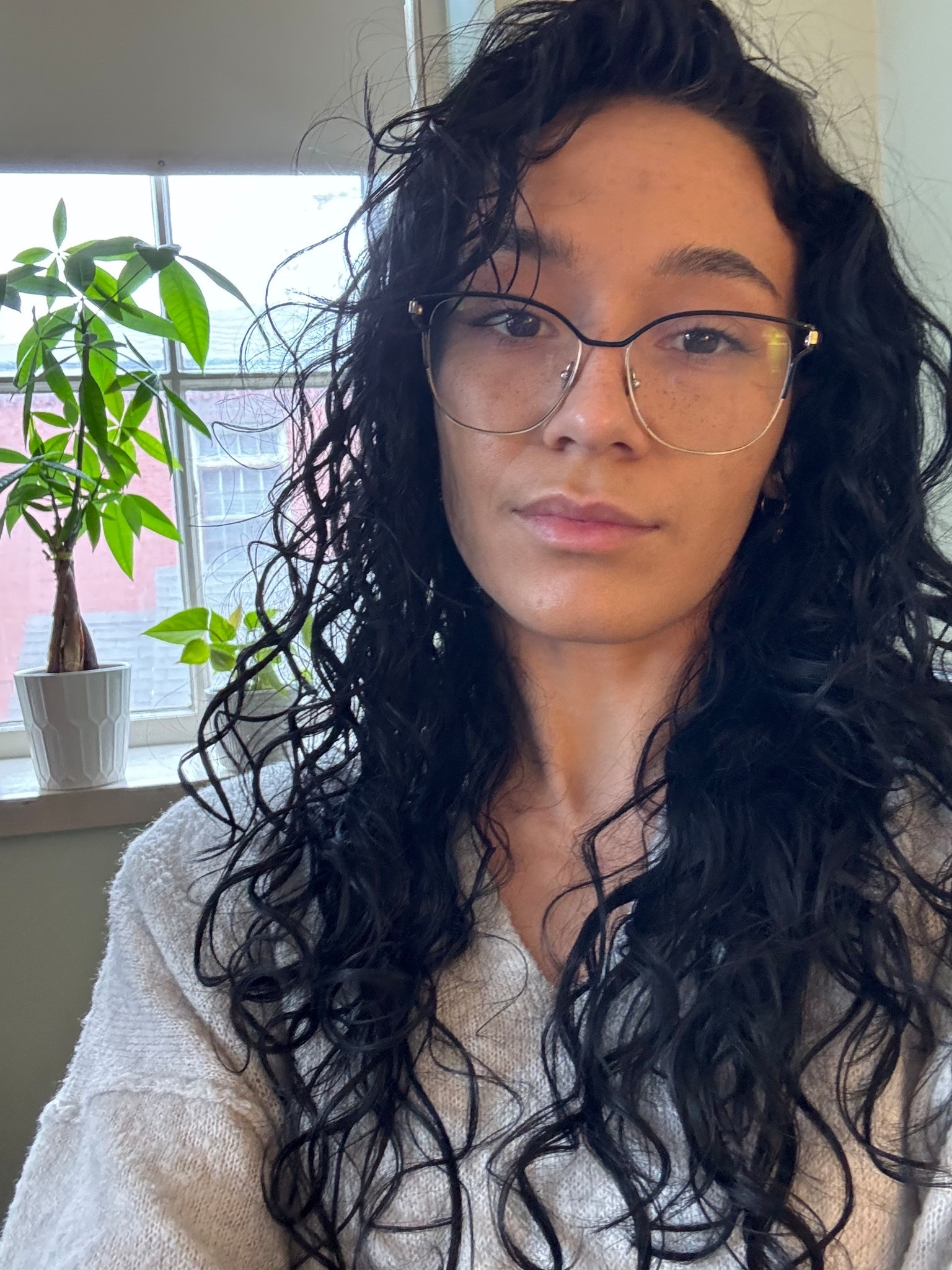 Simple everyday makeup & skincare perfect for work, going out and daily wear! #everydaymakeup #naturalmakeup

#LTKBeauty #LTKmorningroutine #LTKootd