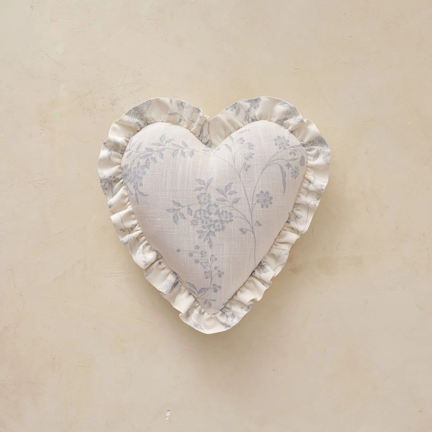 Heart Ruffle Pillow | Kit | House of Noa