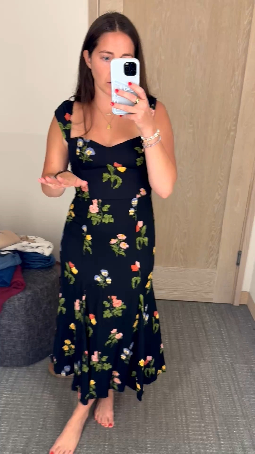This reformation dress is gorgeous!! Can’t believe it’s on sale

Wearing size 6

#LTKSaleAlert #LTKootd #LTKWedding