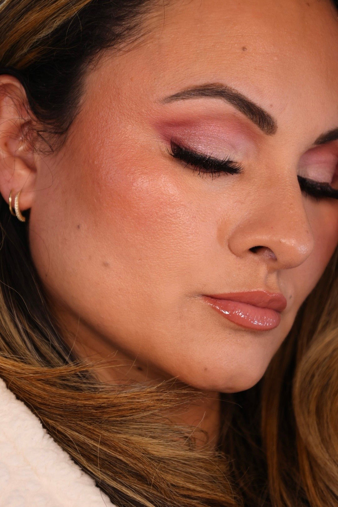 Romantic makeuplook 
Soft glam

#ltkbeauty #ltkmakeup