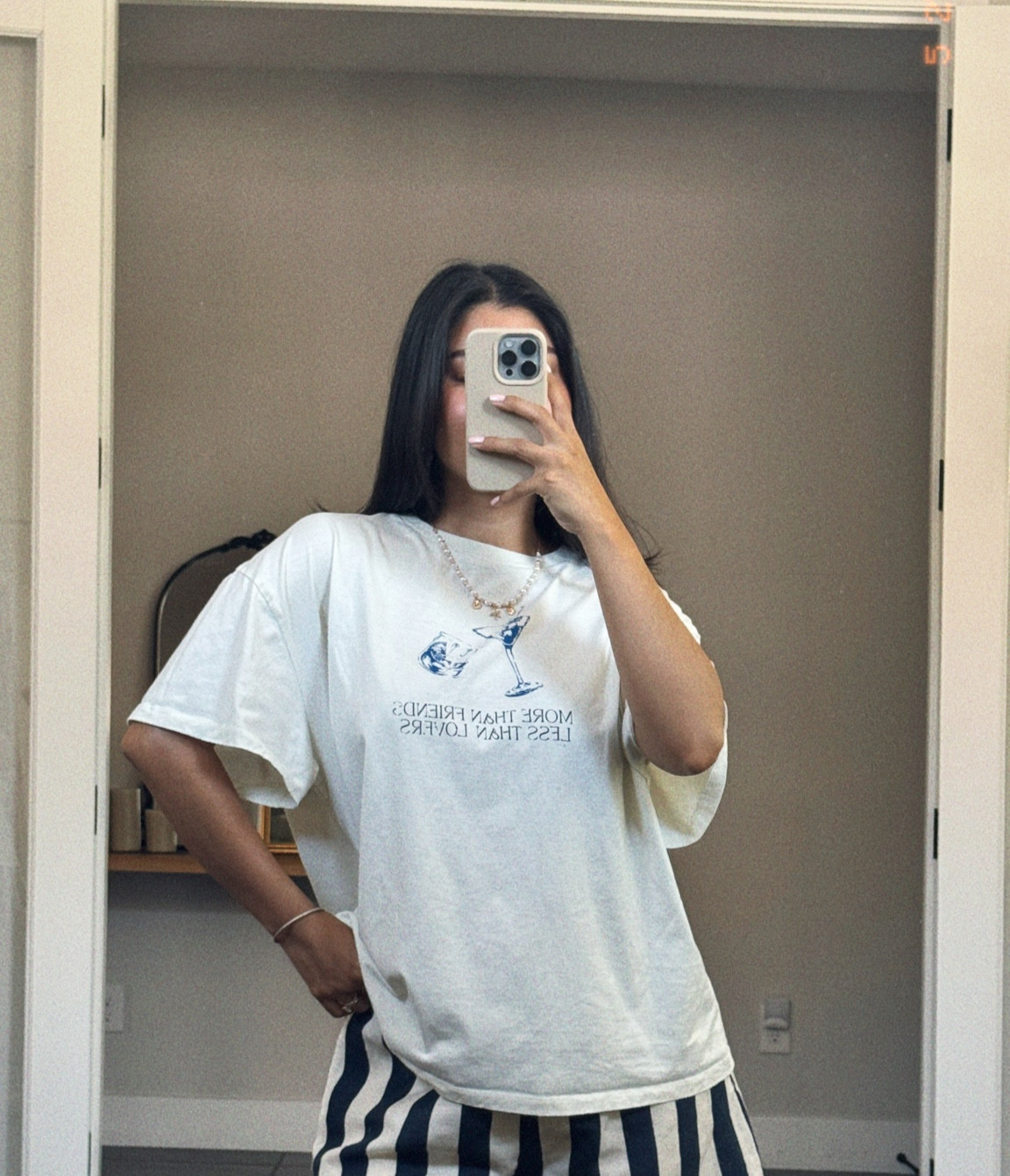 GRAPHIC TEE 🍸 love wearing these during summer!! MARTINI graphic tee ☁️

#LTKStyleTip #LTKFindsUnder50