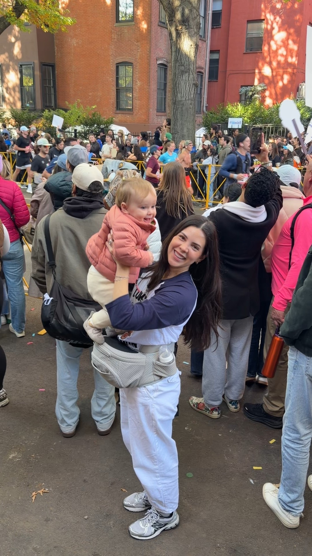 Hip carrier 2x1 que también se convierte en carrier! 

#LTKBaby #LTKKids