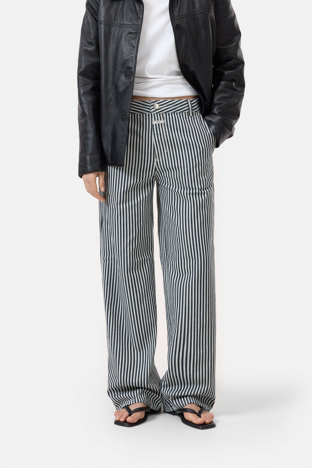 Relaxed Jeans - Style Name Jurdy | Closed