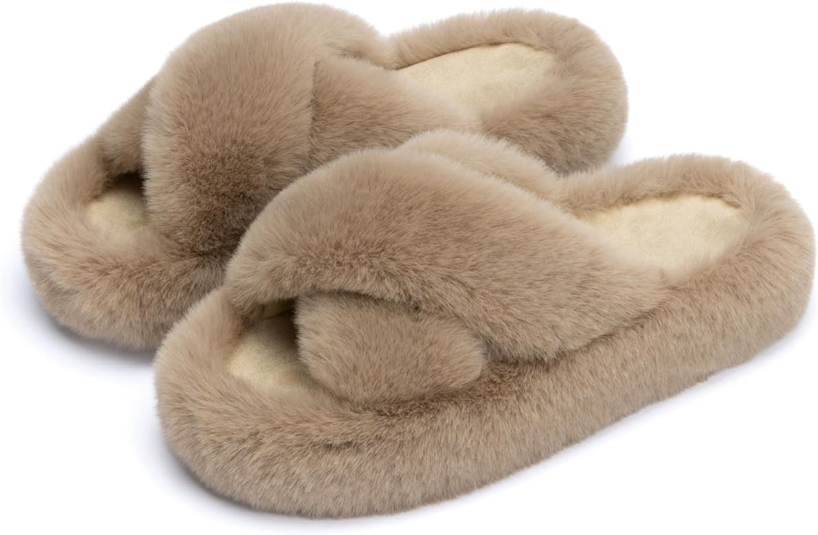 Chantomoo Women's Slippers Memory Foam House Bedroom Slippers for Women Fuzzy Plush Comfy Faux Fur Lined Slide Shoes Anti-Skid Sole Trendy Gift Slippers | Amazon (US)
