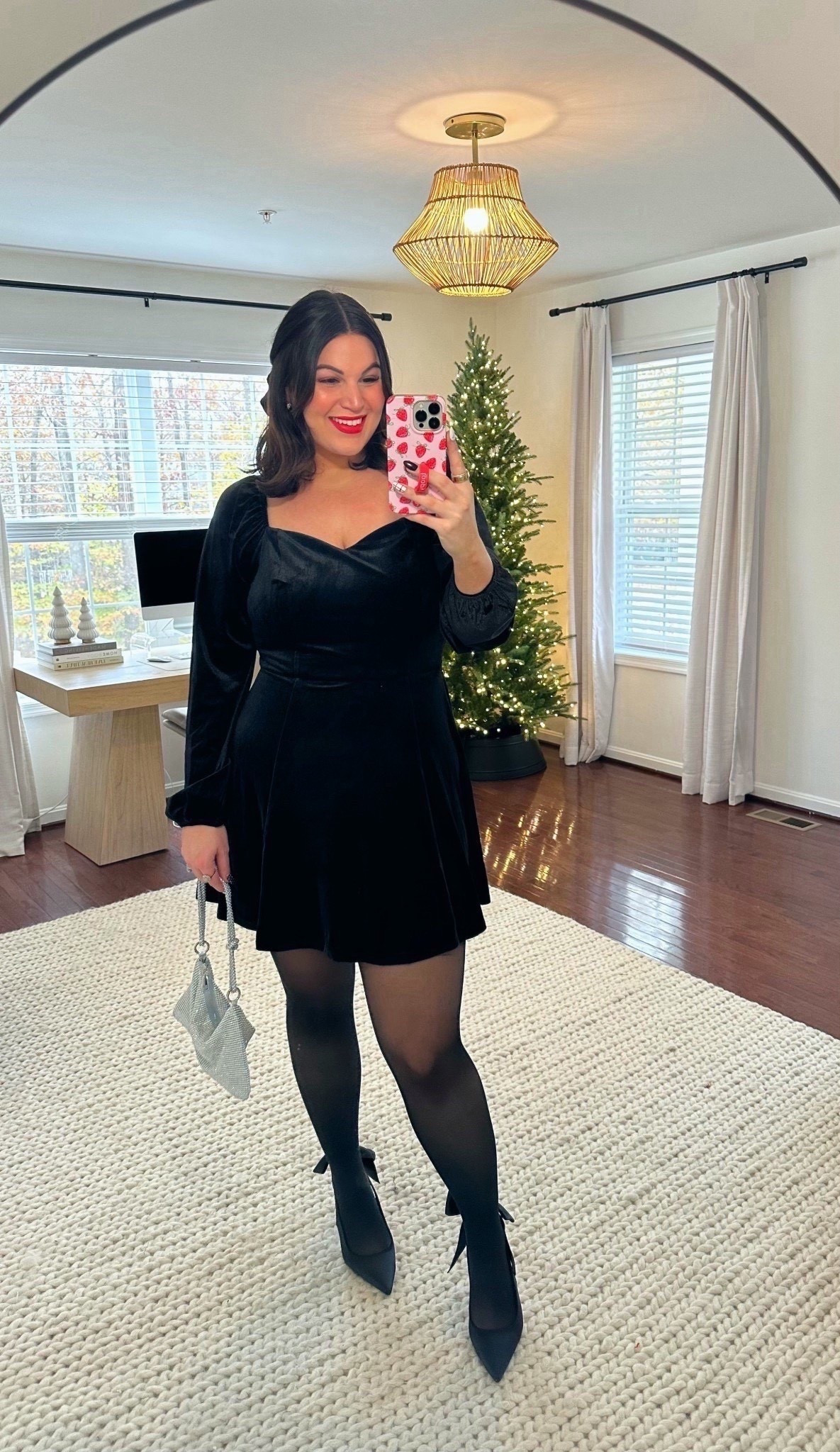 Midsize holiday outfit from Walmart! Yall went crazy for these bow heels (for good reason they are AMAZING) so I wanted to share another way to wear them this holiday season 🎄 

Strapless - xl *use code KELLYTK20 to save 
Tights - xl
Dress - large 
Heels - 9.5 

Walmart, Walmart fashion, Walmart outfit, holiday fashion, holiday style, holiday outfit, holiday dress 



#LTKootd #LTKHoliday #LTKMidsize