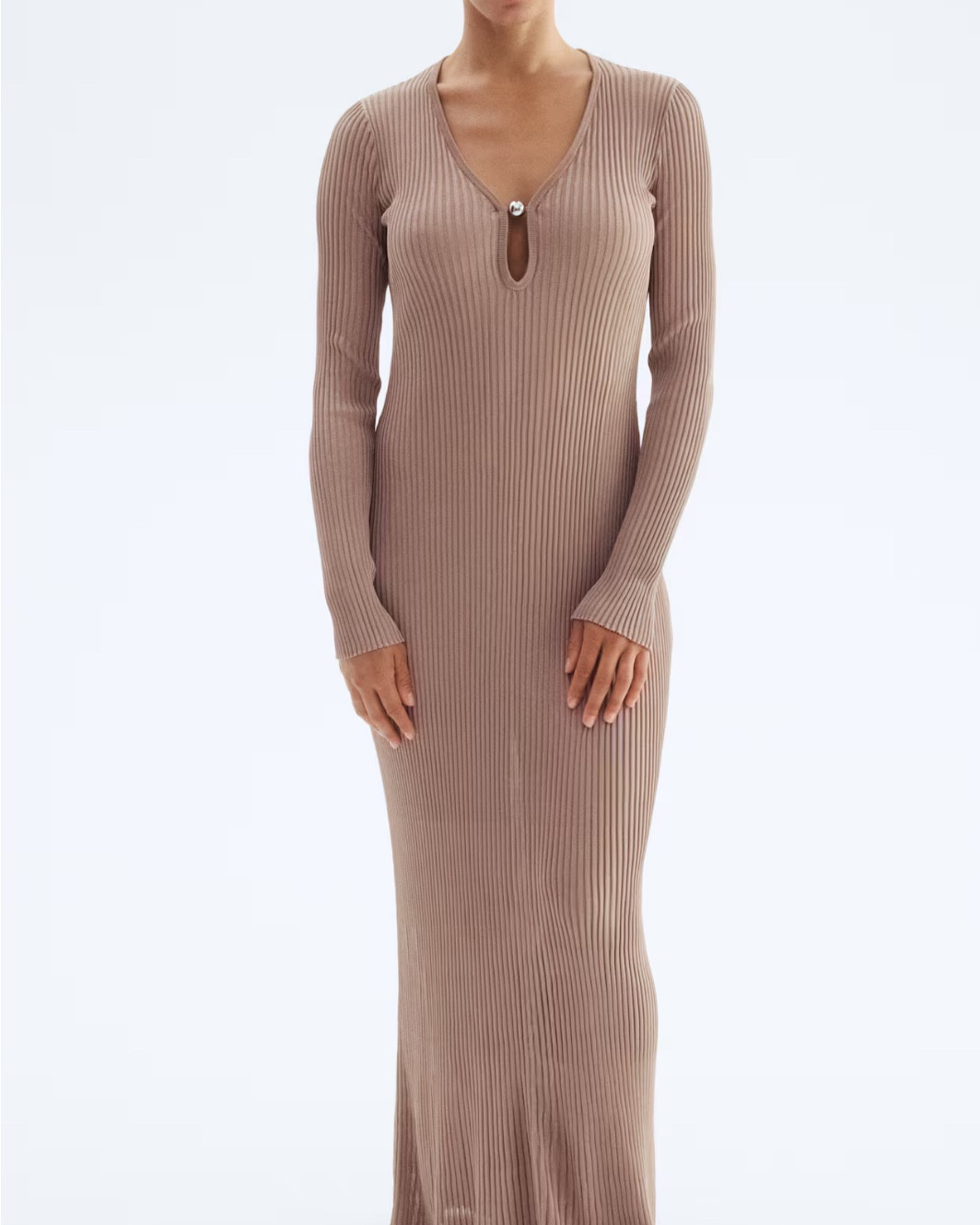 These aren’t just dresses… they’re the kind you pack for a summer escape through Europe 🍑
Flowy, feminine, and full of quiet charm — I’d wear them while strolling through flower markets in Provence, sipping espresso in a hidden Roman piazza, or dancing barefoot at golden hour in Mallorca.
From H&M’s dreamiest finds — made for romantic getaways and timeless memories.

#HMSummerStyle #EuroSummerVibes #QuietLuxuryLook #SummerPackingList #ChicAndModest #FeminineWardrobe #HMFinds #SoftGirlSummer #VacationDresses #SaintTropezStyle


#LTKsummer #LTKeurope #LTKdresses