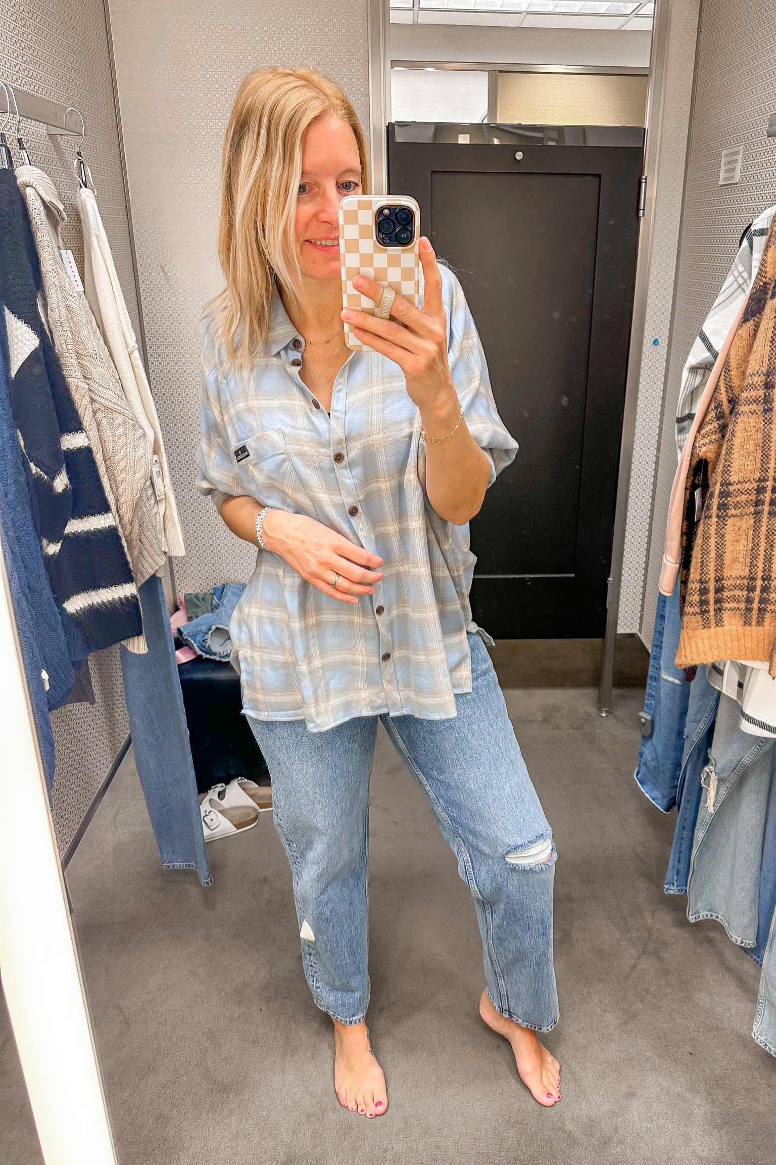 I have this button up in 4 colors already. They are soft and making a great layering piece. wearing a medium, 
jeans are 31! 



#LTKstyletip #LTKFind #LTKxNSale