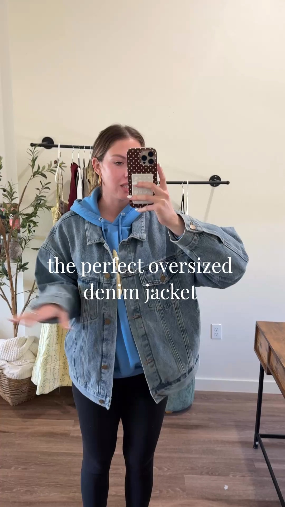 If you’re looking for the perfect oversized denim jacket that’s actually oversized - you need this one! I’m wearing a medium & it’s actually oversized as a tall girl!