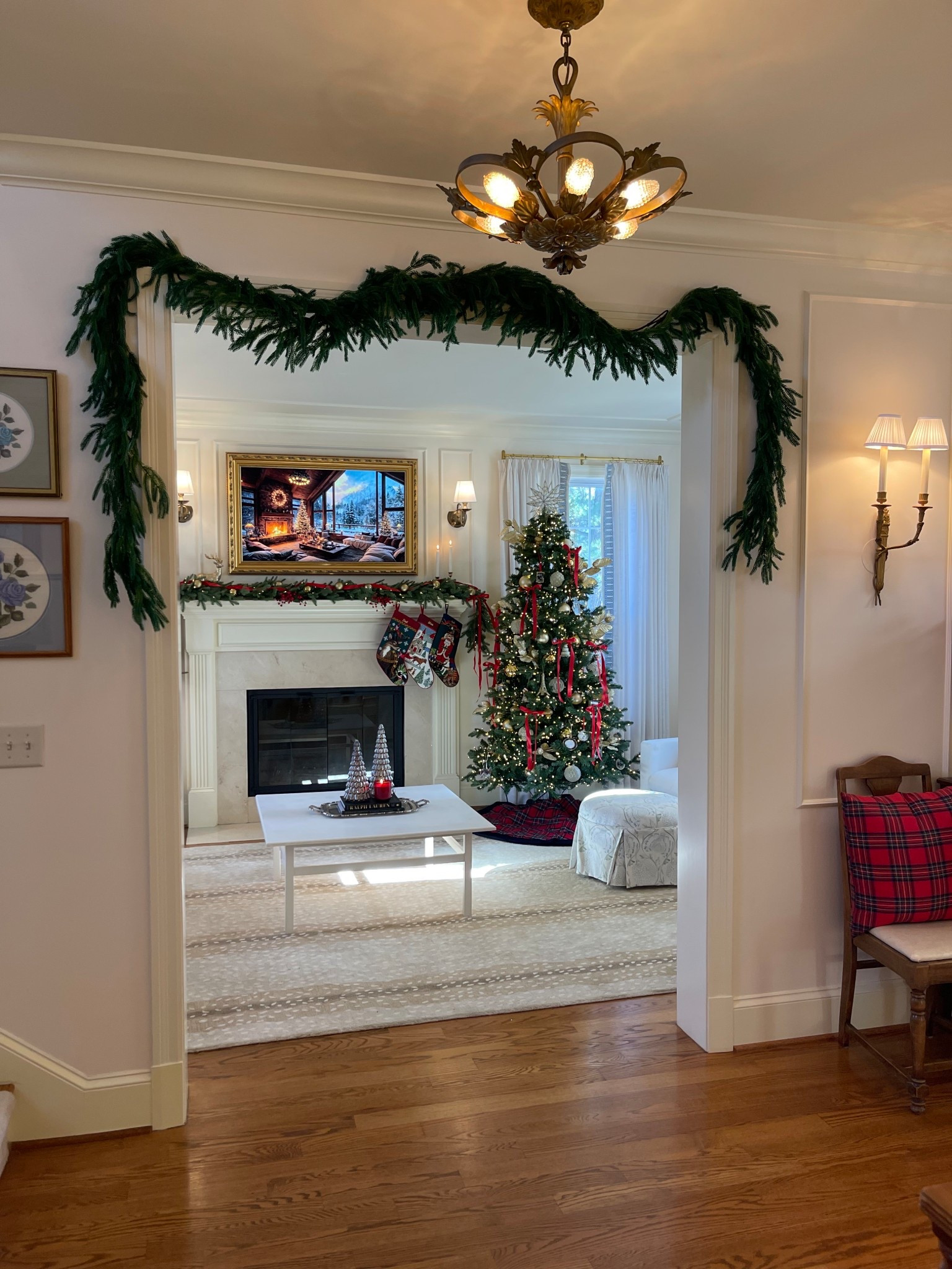 Loving how this garland is looking! Now just need to add some pretty ribbon ☺️❣️ 

#LTKHoliday