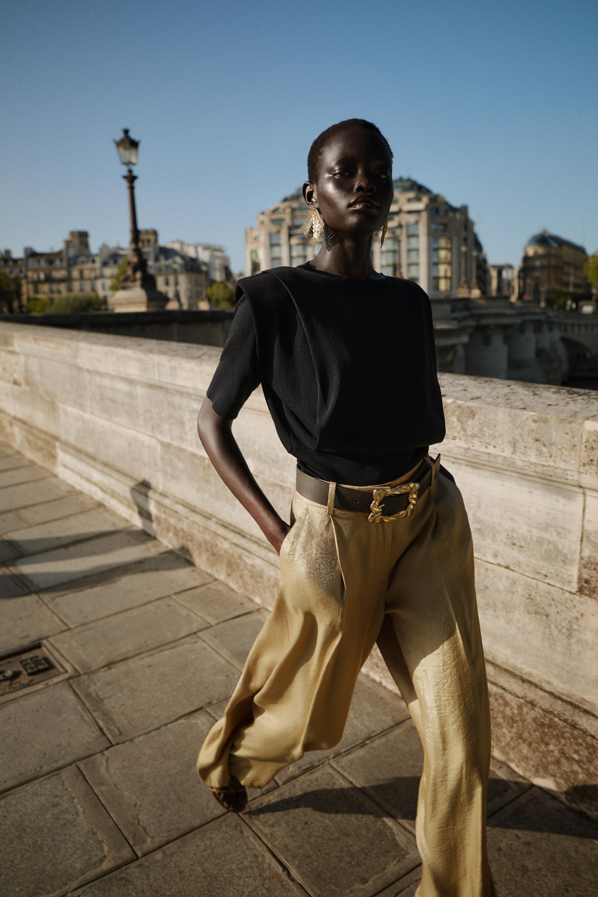 KNIT TOP WITH SHOULDER PADS | Zara UK