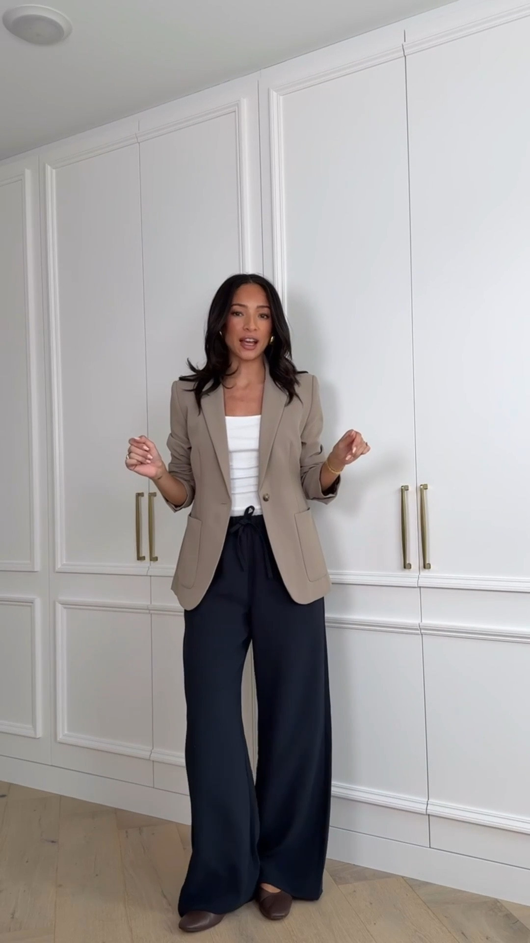 Fall transitional work outfit 🍂 I’m sizing up one size from my usual in bottoms and outerwear, but still wearing my usual top size for the bump. Wearing size small tank, size 6 blazer and size M pants 

Fall outfit 
Fall fashion 
Work outfit 
Workwear 
Office outfit 
Pre-fall

#LTKActive #LTKFindsUnder100 #LTKStyleTip