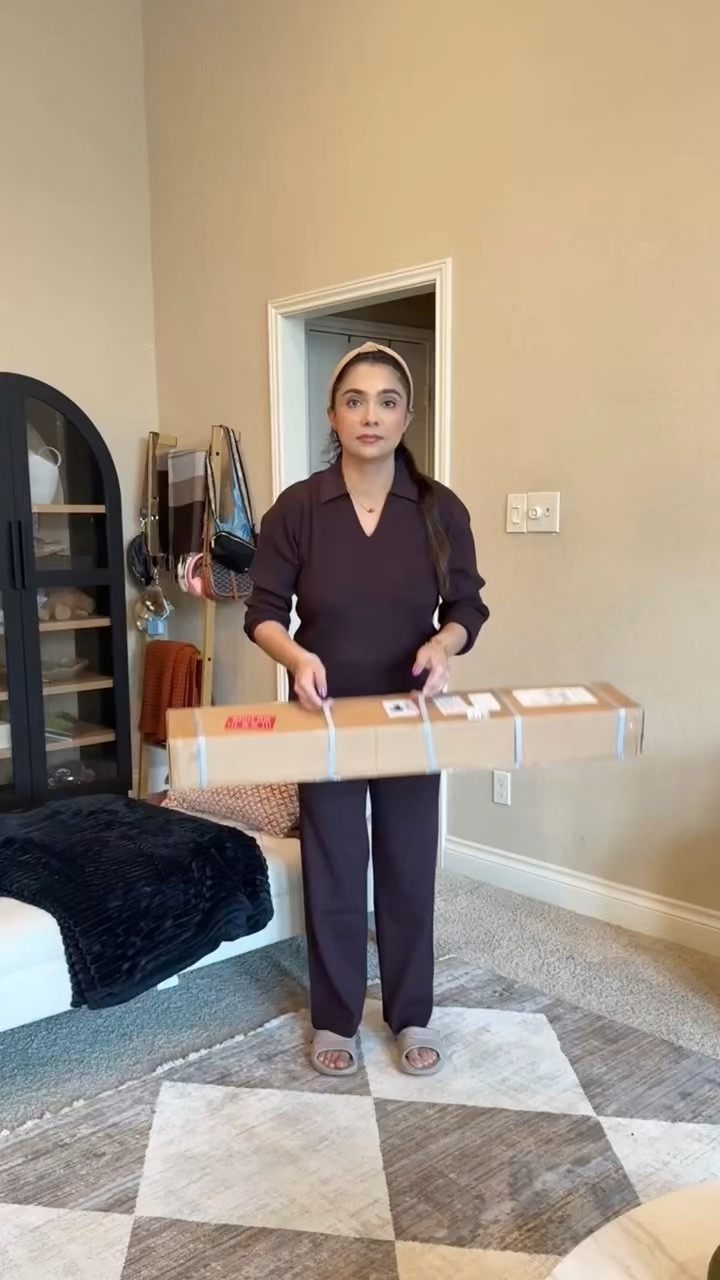 These motorized blinds are the perfect modern touch to make life easier!

Home decor, modern decor, looks for less, Amazon finds 

 #LTKvlog #LTKHome #LTKSaleAlert