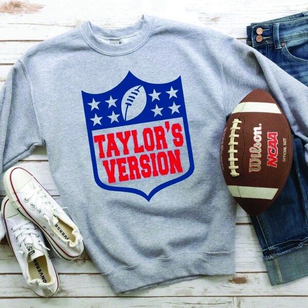 Taylor's Version, Kelce, football sweatshirt, football fan, Kansas football, sports shirt, trendi... | Etsy (US)