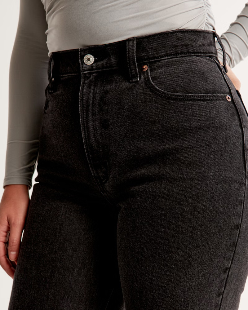 Women's Curve Love Ultra High Rise 90s Straight Jean | Women's Bottoms | Abercrombie.com | Abercrombie & Fitch (US)