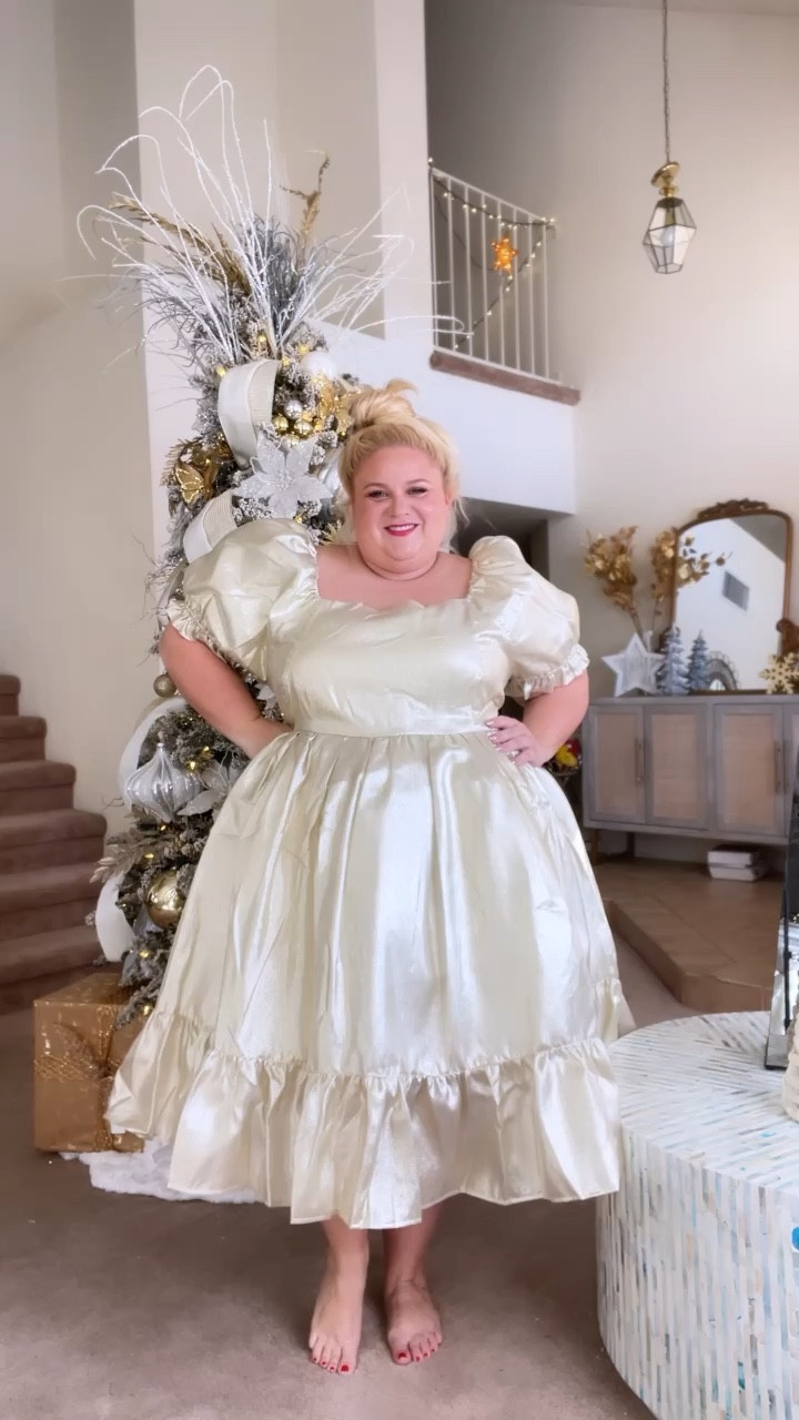 Trying on new plus size holiday dresses! 

Red layered curvy lace dress
Gold pouf dress
Puffy princess dress
Plus size 
Affordable holiday style 

#LTKHoliday #LTKcurves #LTKstyletip