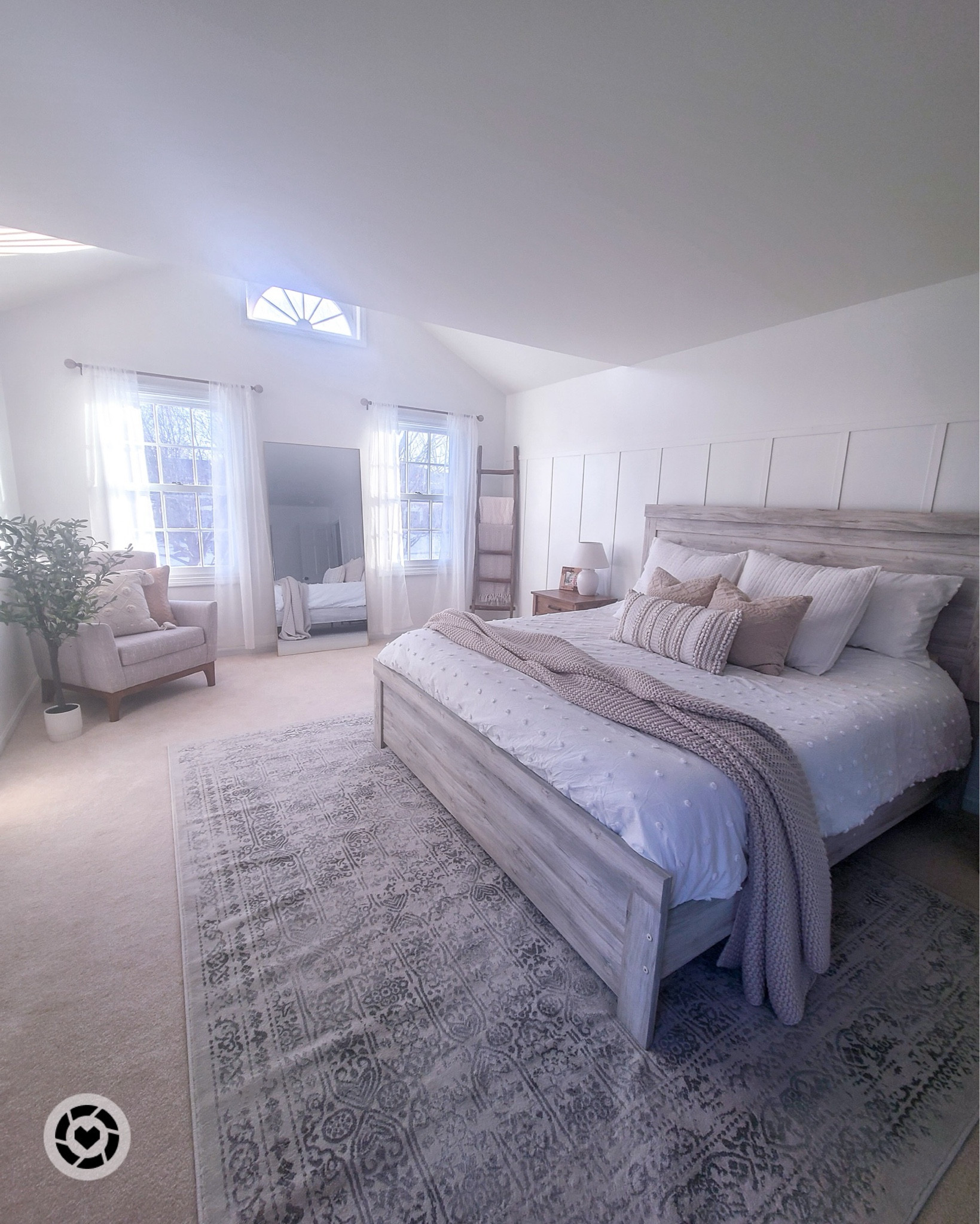 Bedroom. Bedding. Nightstand. Bedroom decor. Master bedroom. Guest bedroom  

#LTKFindsUnder50 #LTKHome #LTKFindsUnder100