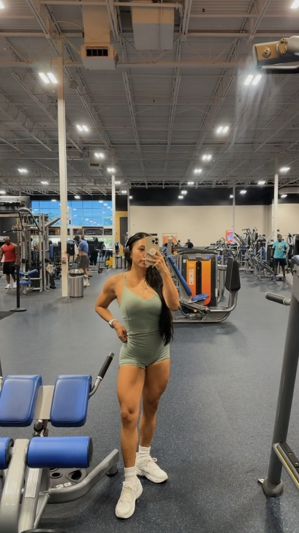 Might start posting more gym fits on here since that seems to be the only clothes I really wear 

#LTKSeasonal #LTKActive #LTKFitness