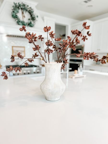 Fall decor. Love these realistic stems. Also love my Potterybarn vase. 

Kitchen decor, fall stems, fall decor, ceramic vase, organic modern decor, affordable decor, traditional modern



#LTKFind #LTKSeasonal #LTKhome