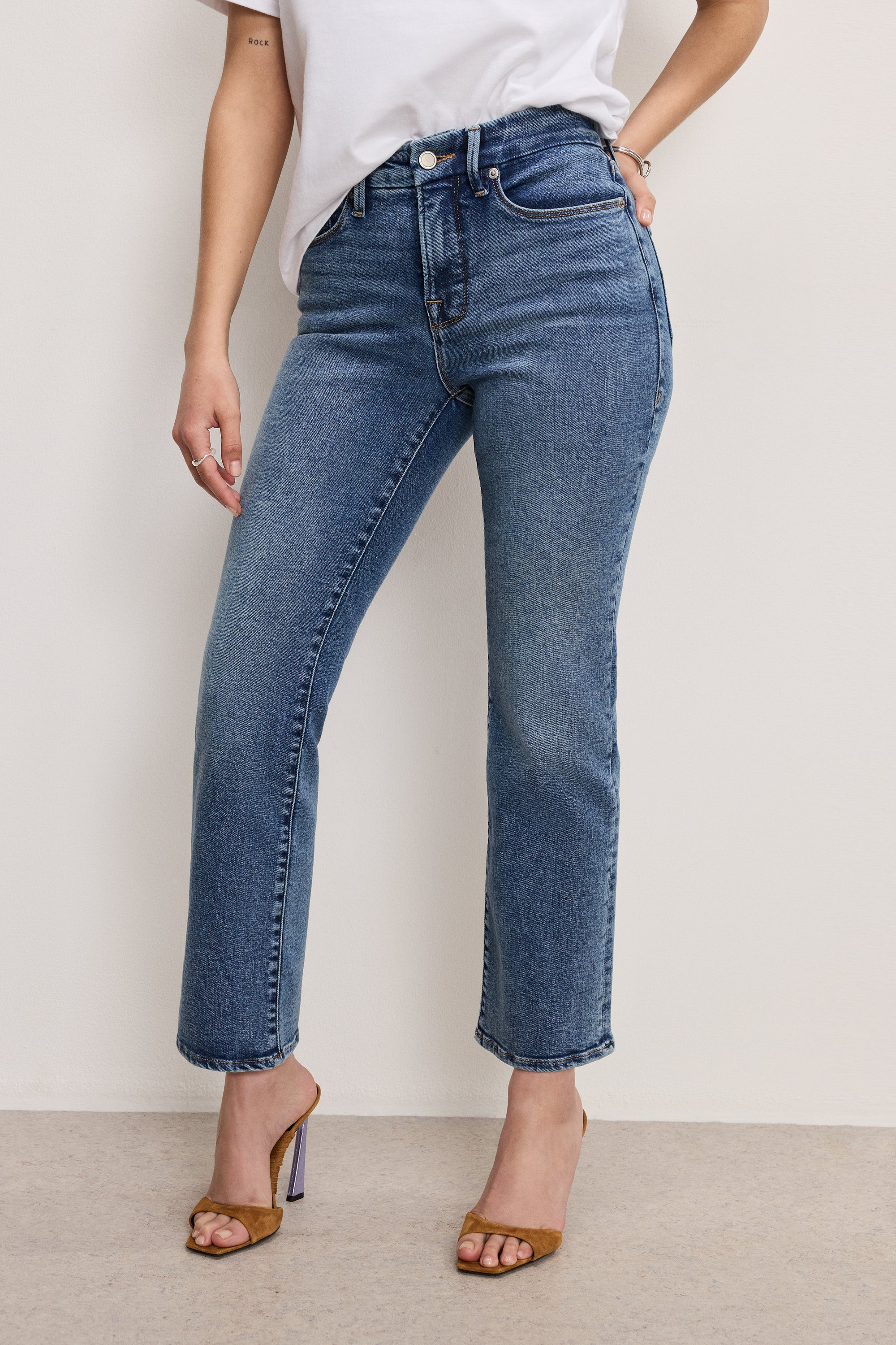 GOOD PETITE STRAIGHT LIGHT COMPRESSION JEANS | INDIGO254 - GOOD AMERICAN | Good American
