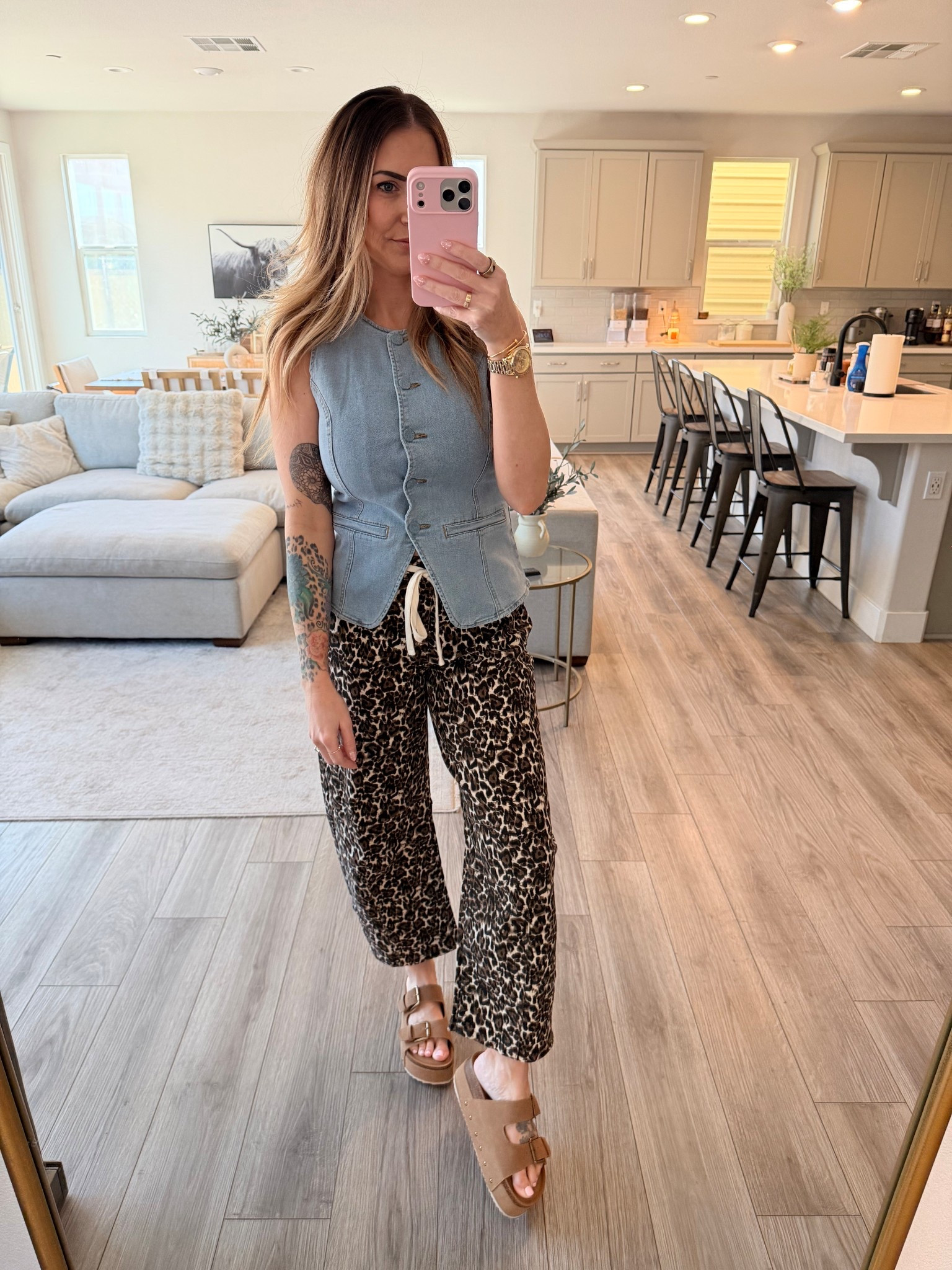 Easy little day date look or brunch with the girlies 

#LTKgrwm #LTKootd #LTKmomlife