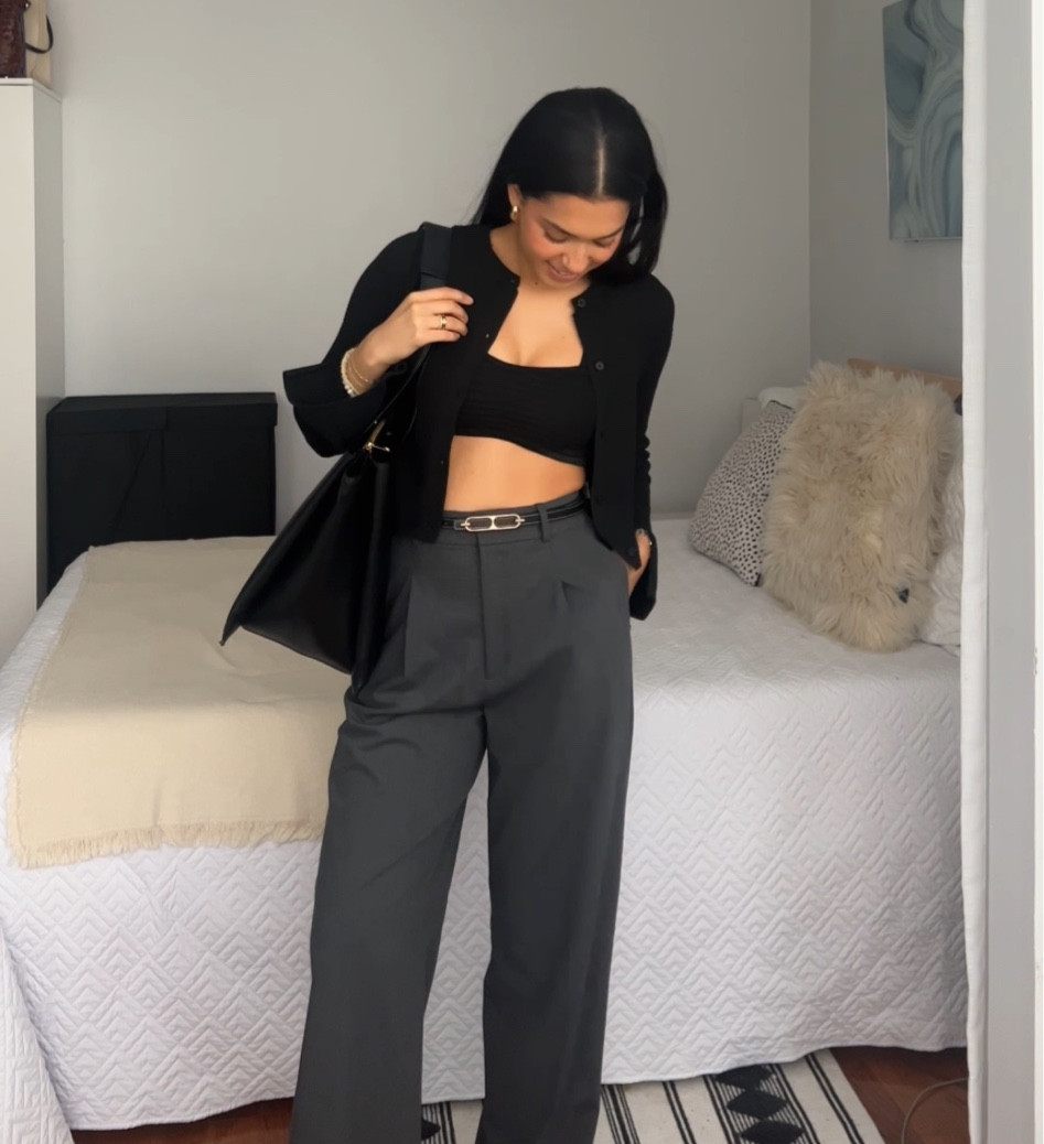 OOTD for class 🩶🖤

#trousers

#LTKworkwear