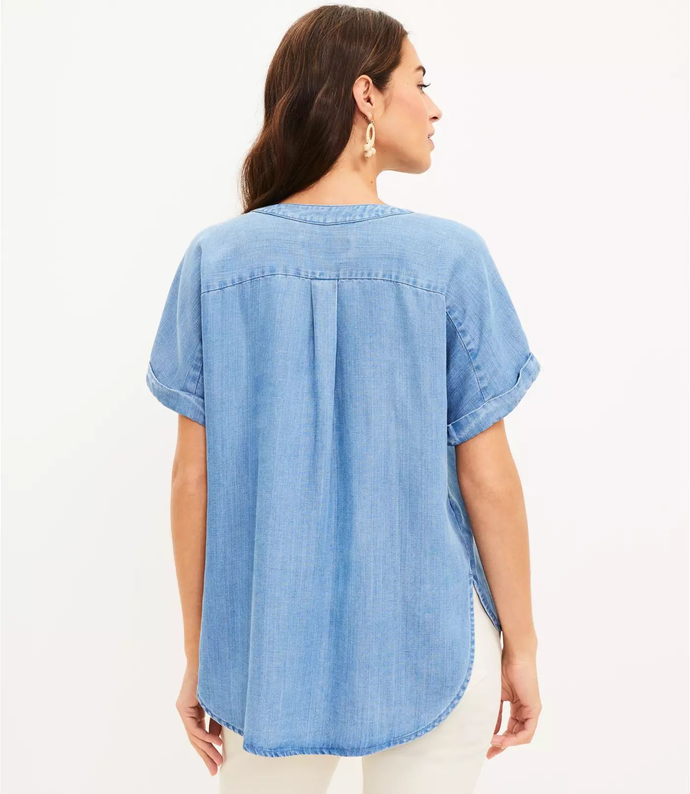 Chambray Pocket Henley Shirt | LOFT