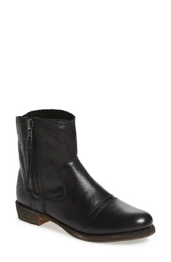 Women's Blackstone 'Bw30' Ankle Boot, Size 36 EU - Black | Nordstrom