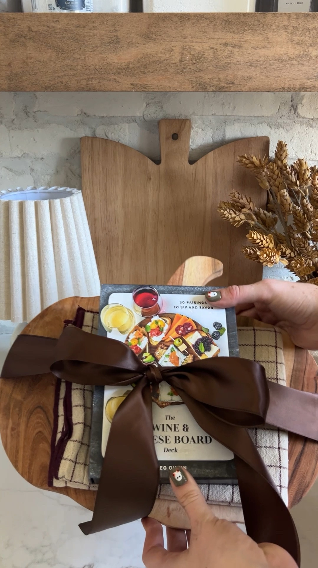 Fall hostess gift idea! 

#LTKHome #LTKVideo #LTKHoliday