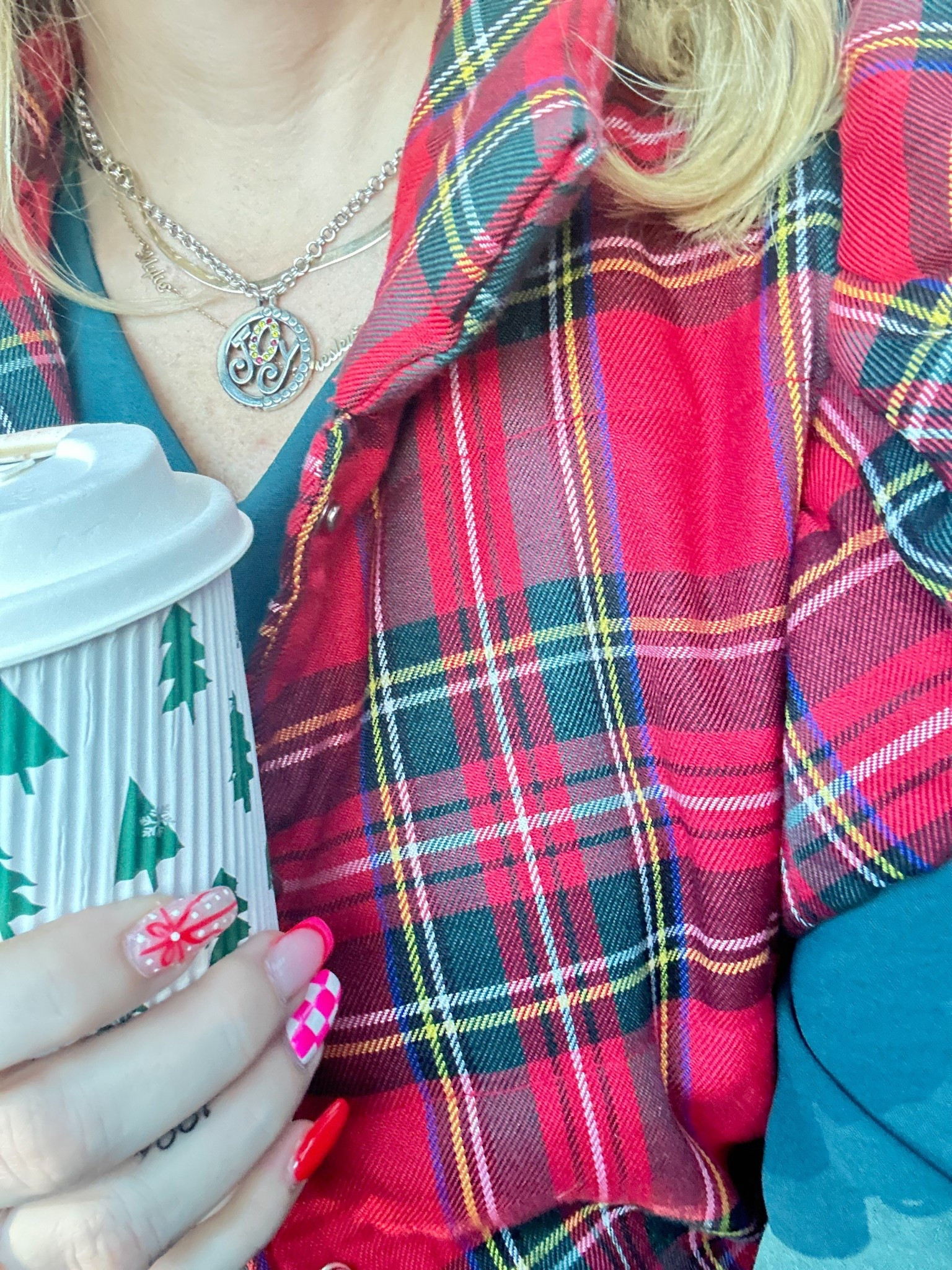 Christmas vibes, plaid, to go cups 

#LTKootd #LTKHoliday #LTKdayinmylife