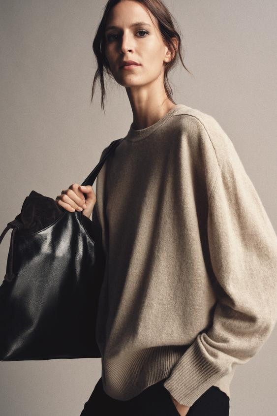 100% WOOL OVERSIZED SWEATER | Zara US