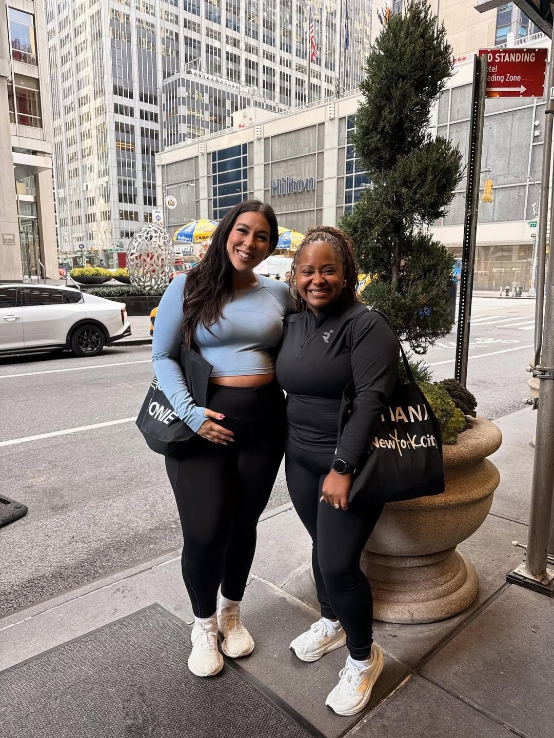 What I wore in NYC!!




Midsize fashion, activewear, workout clothes, NYC marathon, runners essentials, midsize workout outfit, midsize runner

#LTKMidsize #LTKStyleTip #LTKActive