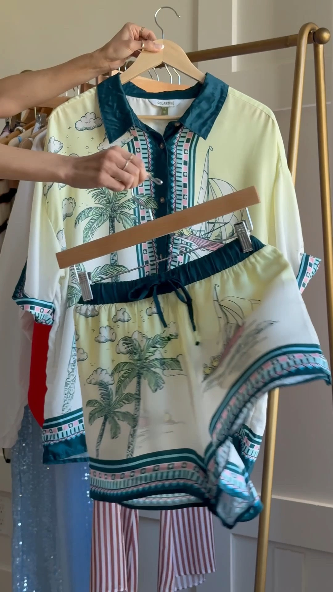 Scroll to shop!! Follow for more!!! Xo! ✨

#LTKmomlife #LTKootd #LTKdayinmylife