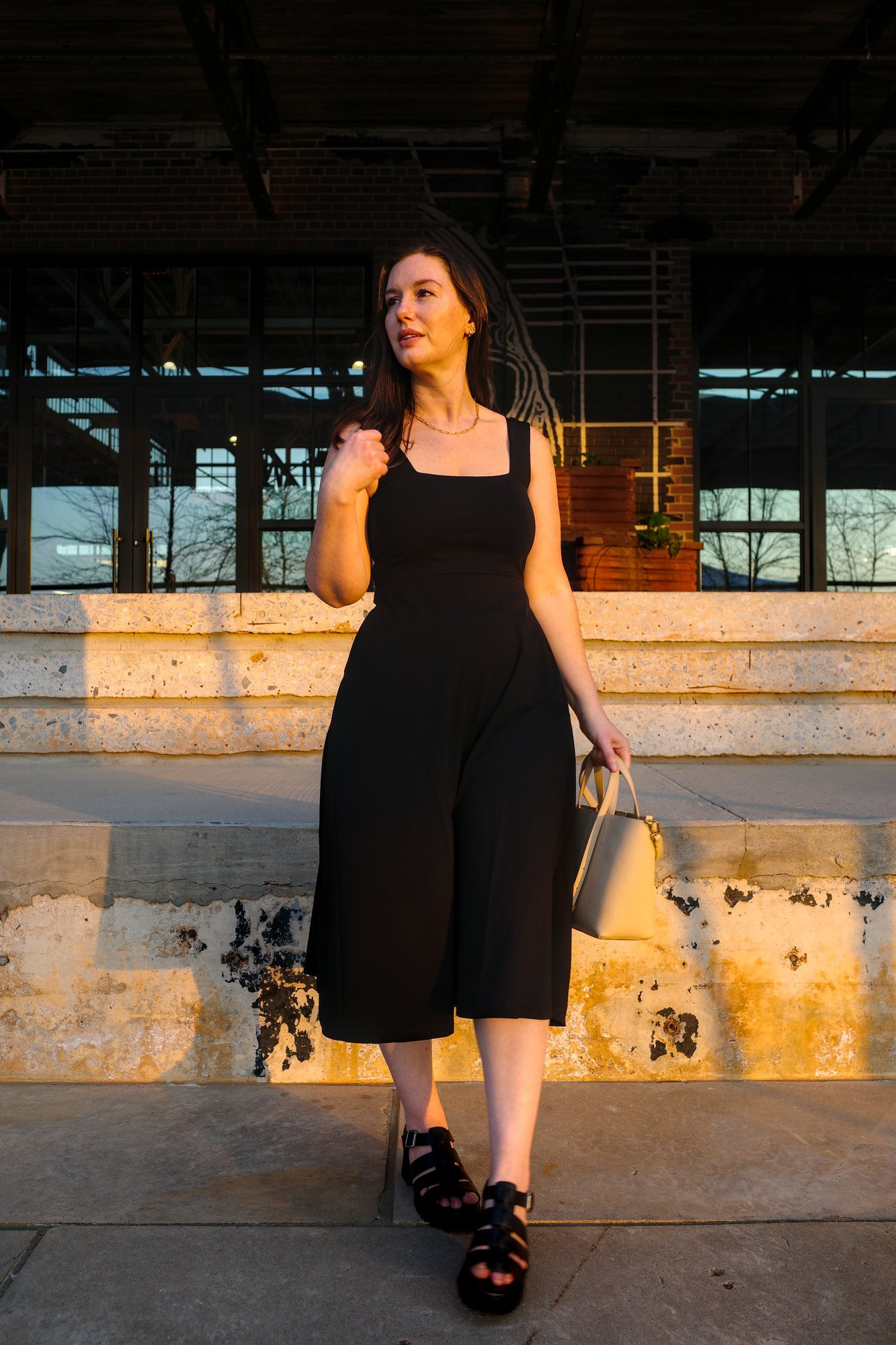 A chameleon of a dress 🦎

Sandals, sneakers, heels... this one looks good with all of them, making it perfect for travel. 

 #LTKSeasonal #LTKPetite #LTKTravel