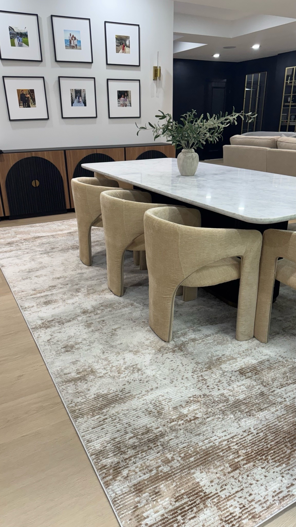 New neutral rug. Soft on the feet and doesn’t shed. It’s thin so I recommend a plush pad underneath if you prefer more cushion.

#LTKSaleAlert #LTKHome