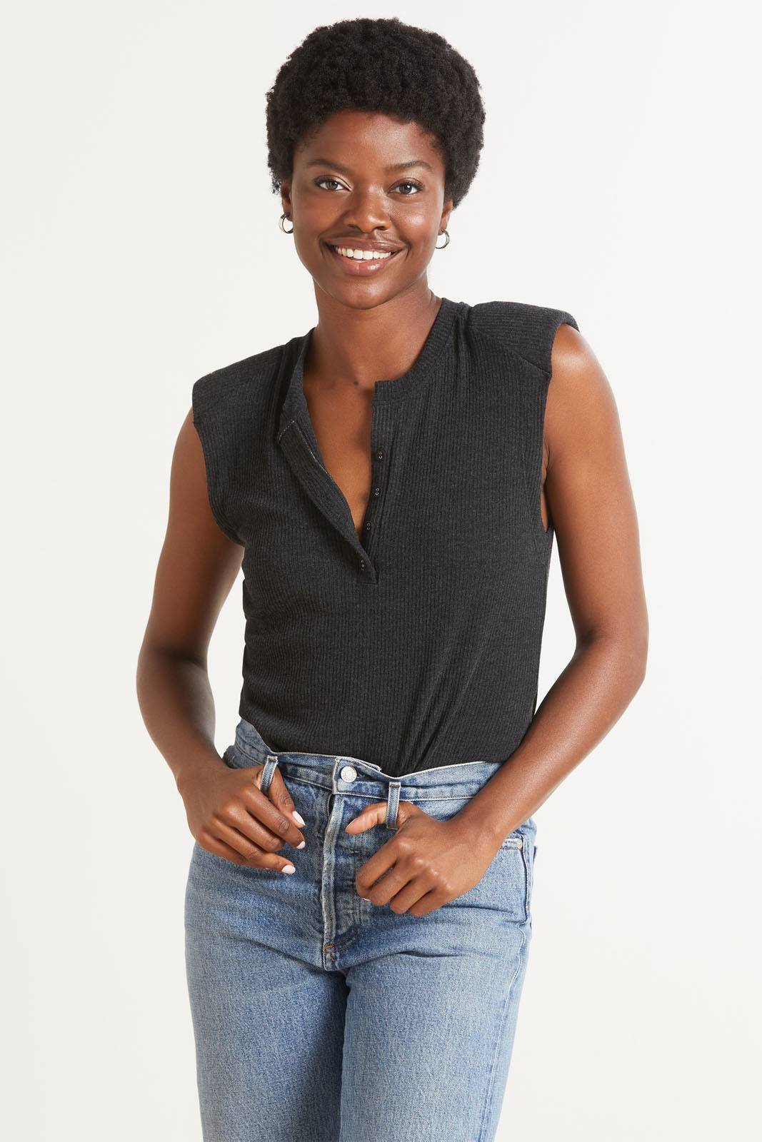 LA MADE Mason Padded Sleeveless Henley | EVEREVE | Evereve