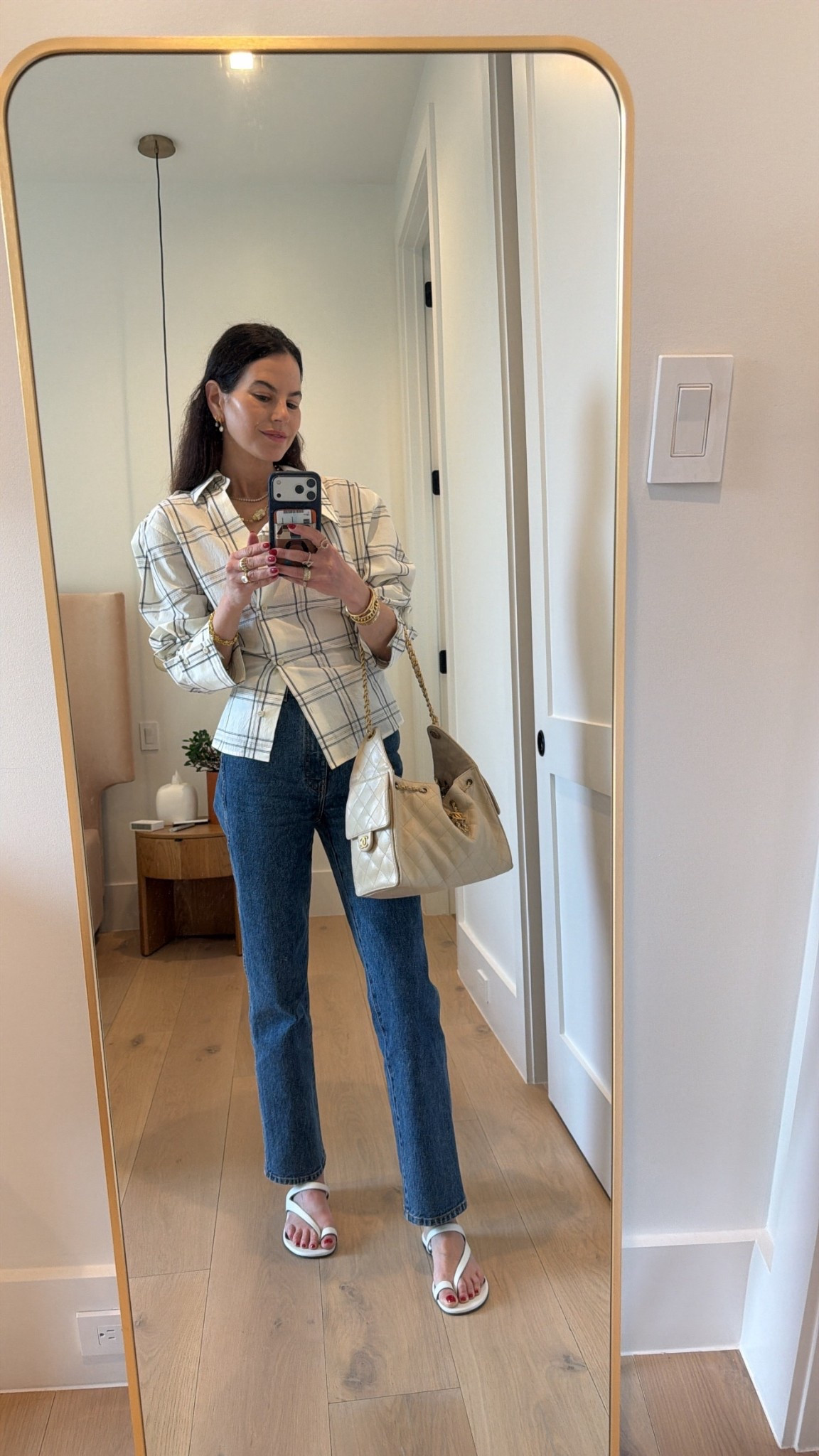 My spring outfit I wore to volunteer with Chloe! Also linked looks for less  

Women’s fashion, spring fashion, doing style, spring outfits, spring outfit inspo, spring ootd, spring outfit ideas, mom fashion, mom style, mom outfit inspo, luxury fashion, designer fashion, button down, plaid top, denim, jeans, straight leg jeans 


#LTKSeasonal #LTKOver40 #LTKootd