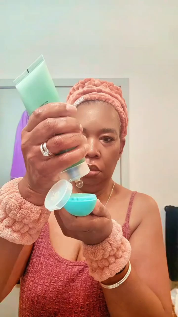 Your cleansing brush doesn’t have to be expensive.I use this one with my cleanser and I like that the silicone bristles feel gentle.It vibrates while cleansing and the back side is smoother for applying skincare after.Just one of those little things that makes my routine feel nicer.

#LTKselfcare #LTKBeauty #LTKTravel