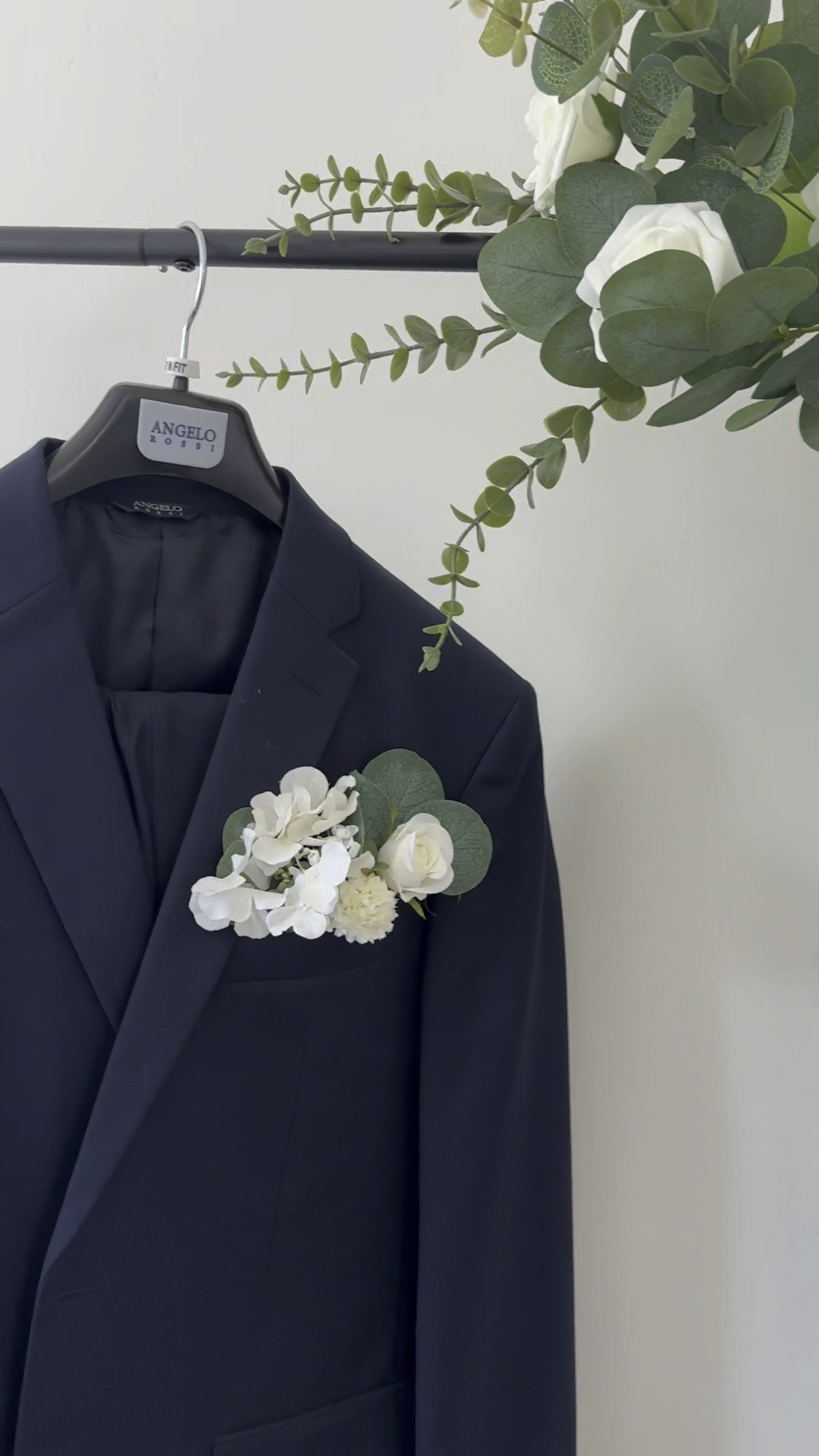 DIY Pocket Boutonnière’s for Groomsmen & Dads! 

#LTKstyletip #LTKmens #LTKwedding