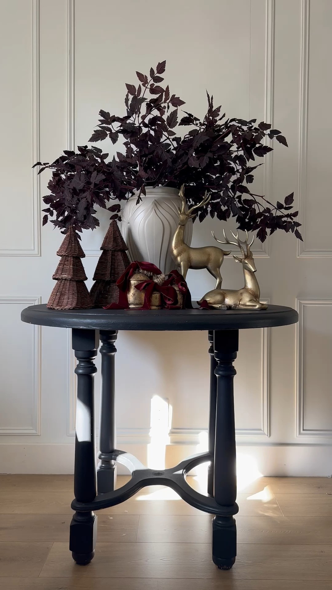 Christmas entryway table 

#LTKHoliday #LTKSaleAlert #LTKHome