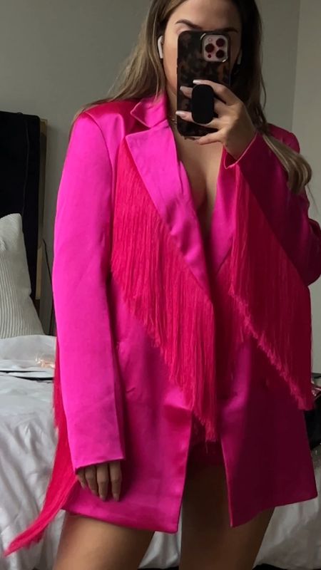 Fringe hot pink blazer set
Valentine’s Day 
Wearing size 4 

#LTKSeasonal #LTKstyletip #LTKunder50