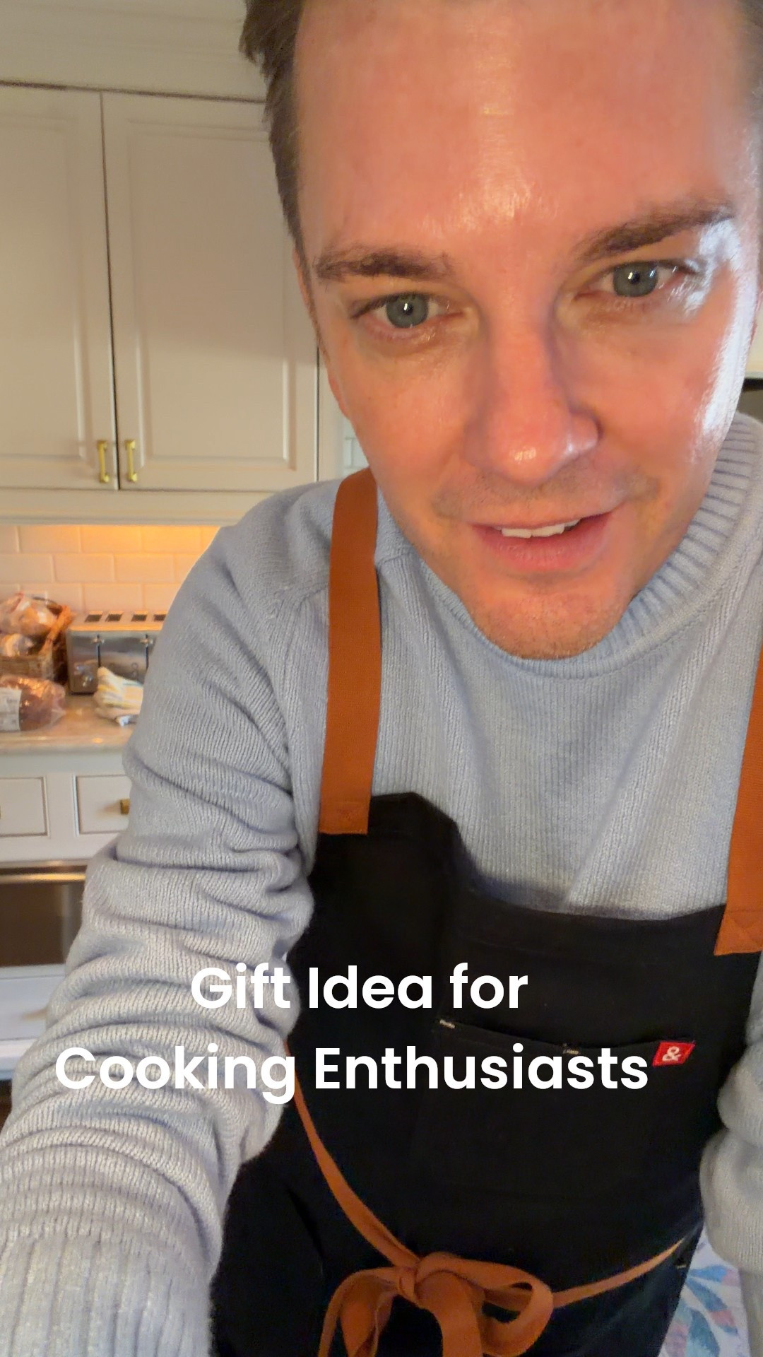 This upgraded apron is the perfect gift for the cooking enthusiast in your life! 

#LTKGiftGuide #LTKfoodie