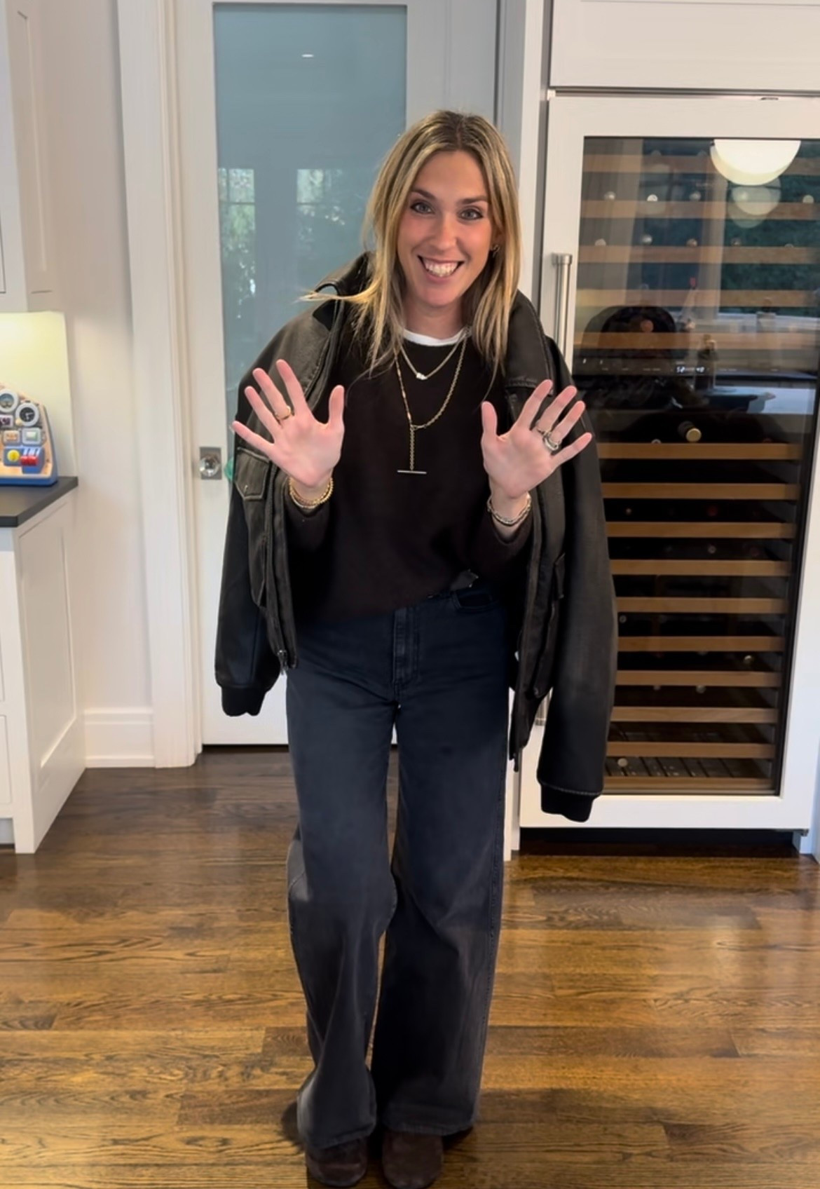 My sister Tracy found the most incredible designer dupes at GAP- OMG! Comment SHOP for links! 

She walked into the GAP in a Brochu Walker sweater, Khaite jeans and shoes by The Row and found the BEST looks for less (including her lookalike shoes are by Steve Madden)!!

Unreal & everything on sale!!!

#LTKSaleAlert #LTKCyberWeek #LTKFindsUnder50