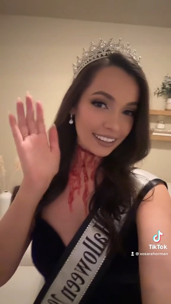 Miss Halloween 2022 🖤👑👻

#LTKSeasonal #LTKHoliday #LTKHalloween
