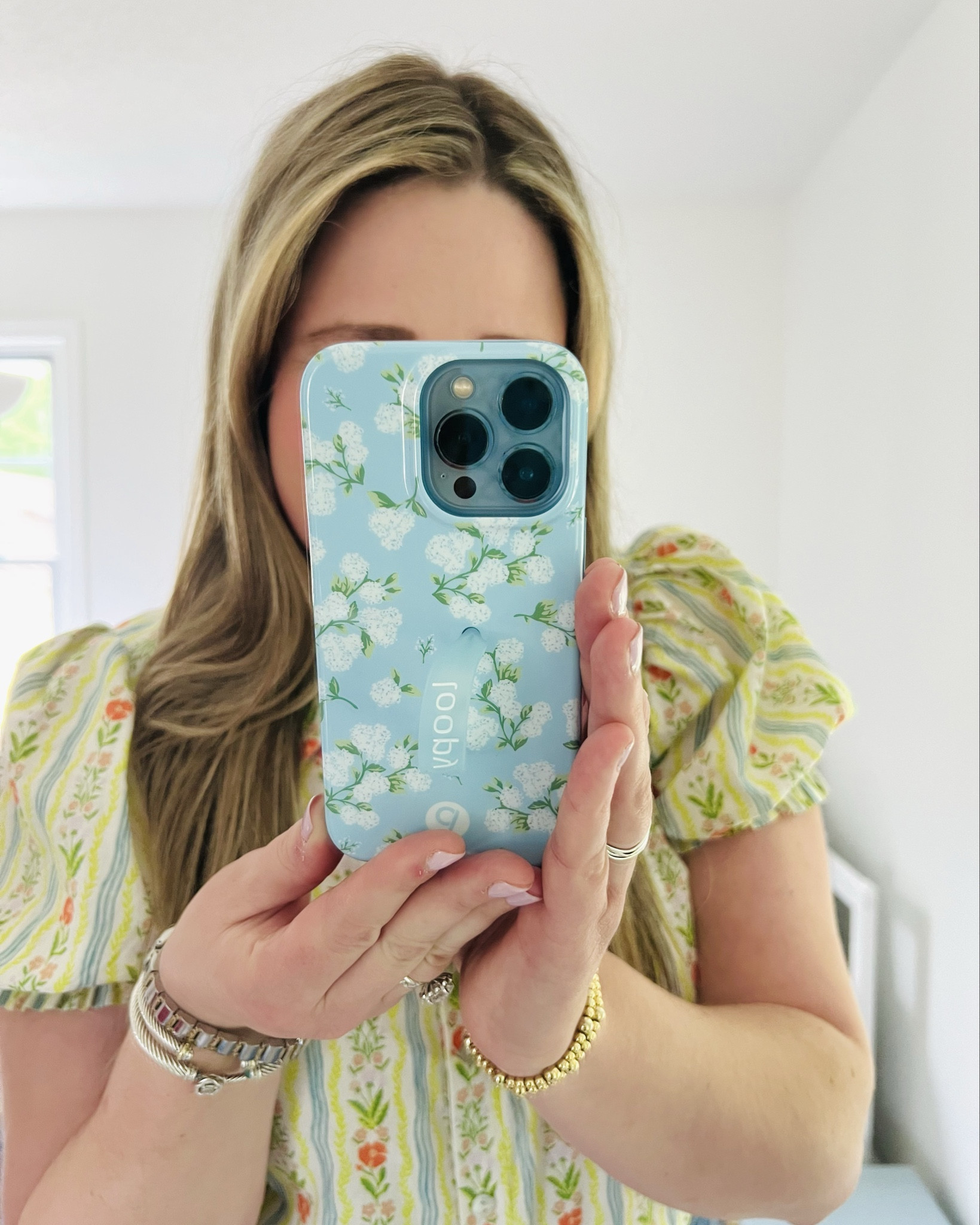 Grandmillennial home case || Loopy Case || Hydrangea phone case || Grandmillennial Style 

Use code missalk for 10% off! 