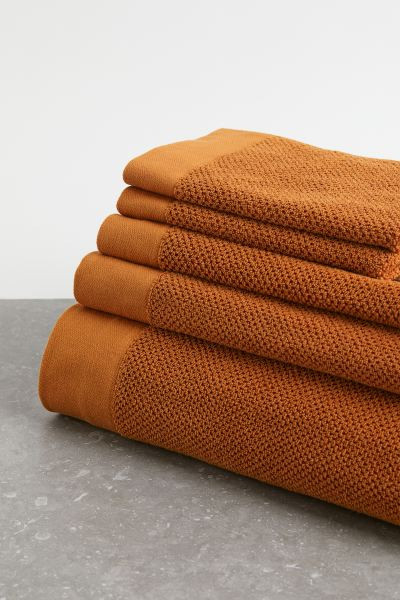 Cotton terry bath sheet | H&M (UK, MY, IN, SG, PH, TW, HK)