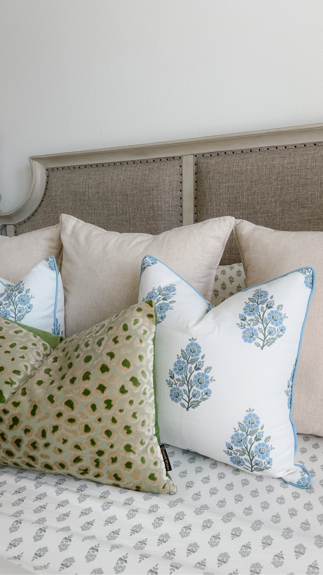 refresh my bedding for spring with me! 

#LTKspring #LTKHome #LTKSeasonal