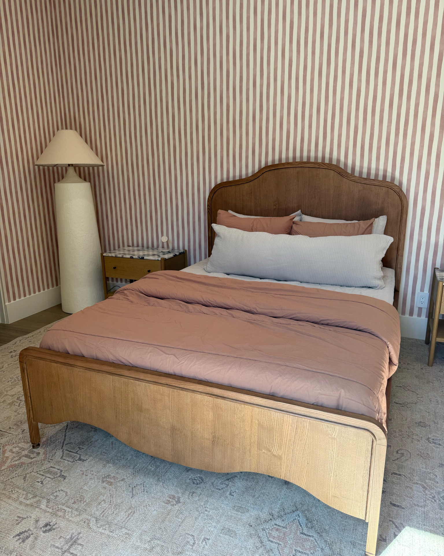 guest bedroom details!



Lulu and Georgia, Guest Bedroom

#LTKHome